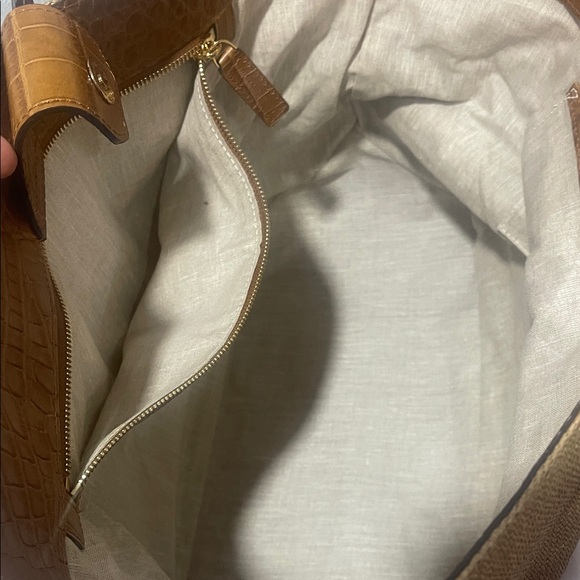 Michael Kors collection Gia Novelty Croc Tote Bag. - Picture 6 of 9